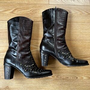 Stuart Weitzman “Hillbilly” brown leather cowboy boot. Size 10